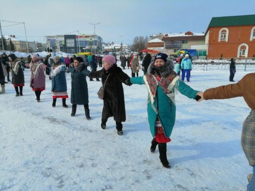 Кукмарада халык күңел ачулары узды