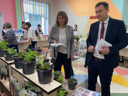 «Эшмәкәрлеккә адымнар»: Кукмарада яшь эшмәкәрләр үз бизнес-проектларын тәкъдим иттеләр