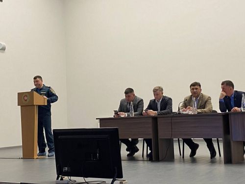 Ядегәрдә Татарстан авыл хуҗалыгы һәм азык-төлек министры урынбасары Дмитрий Яшин катнашында хисап җыелышы узды