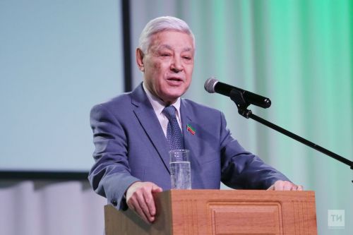 Фәрид Мөхәммәтшин татарстанлыларны  Татарстан Республикасы Дәүләт гербы көне белән котлады