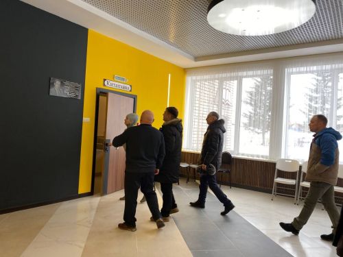 Сергей Димитриев Кукмара районындагы объектларда алып барылучы ремонт эшләренең барышы белән танышты