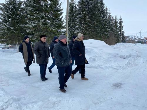 Сергей Димитриев Кукмара районындагы объектларда алып барылучы ремонт эшләренең барышы белән танышты