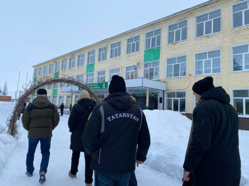 Сергей Димитриев Кукмара районындагы объектларда алып барылучы ремонт эшләренең барышы белән танышты
