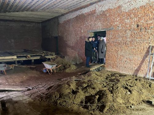 Сергей Димитриев Кукмара районындагы объектларда алып барылучы ремонт эшләренең барышы белән танышты