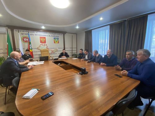 Кукмарада узган комиссия утырышында юл хәрәкәте куркынычсызлыгы мәсьәләләре буенча фикер алыштылар