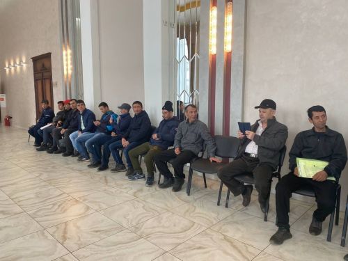 Кукмара районында яшәүче Үзбәкстан гражданнары үз илләрендәге Конституциягә үзгәрешләр кертү буенча тавыш бирүдә катнашты
