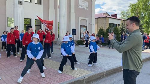 Кукмара яшьләре белән «Беренчеләр хәрәкәте»нең Татарстан бүлекчәсе җитәкчесе Тимур Сөләйманов очрашты