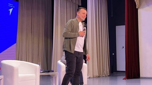 Кукмара яшьләре белән «Беренчеләр хәрәкәте»нең Татарстан бүлекчәсе җитәкчесе Тимур Сөләйманов очрашты