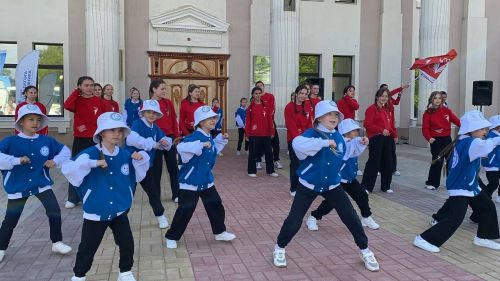 Кукмара яшьләре белән «Беренчеләр хәрәкәте»нең Татарстан бүлекчәсе җитәкчесе Тимур Сөләйманов очрашты