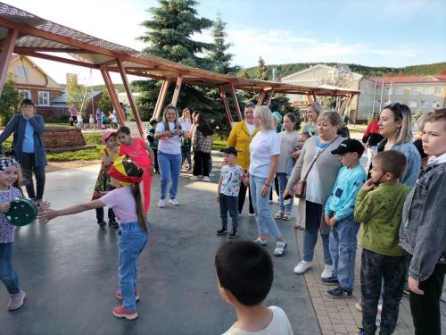 Кукмарада балаларны яклау көнен билгеләп үттеләр