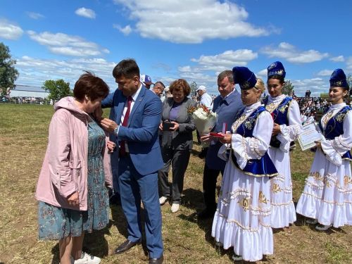 Кызыклы уеннар, ат чабышы, җыр-моң: Кукмарада Сабан туе гөрләде