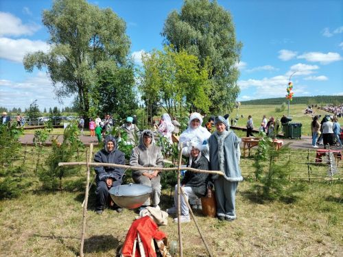 Кызыклы уеннар, ат чабышы, җыр-моң: Кукмарада Сабан туе гөрләде
