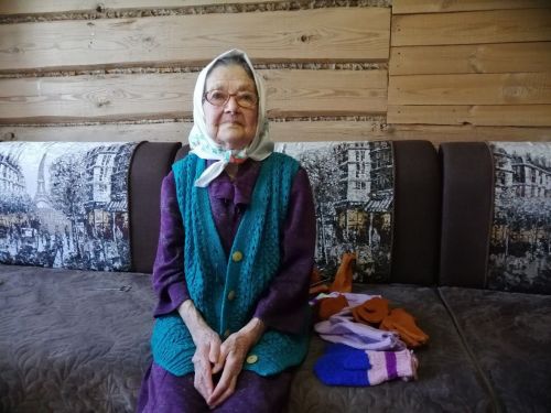 Чүп утый, печән чаба, бәйли: Кукмара районыннан 95 яшьлек Мария Агеева тик торырга яратмый