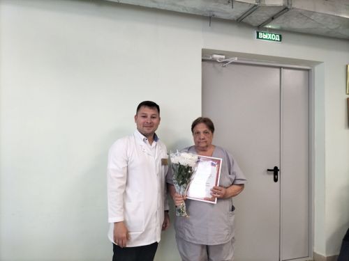 Бүген район үзәк дәваханәсендә медицина хезмәткәрләре көнен билгеләп үттеләр