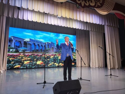 Кукмара районында яшәүче Үзбәкстан гражданнары ил президентын сайлауда  вакытыннан алда тавыш бирүдә катнашты