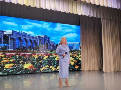 Кукмара районында яшәүче Үзбәкстан гражданнары ил президентын сайлауда  вакытыннан алда тавыш бирүдә катнашты