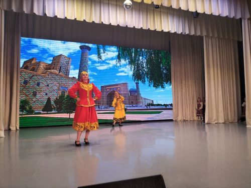 Кукмара районында яшәүче Үзбәкстан гражданнары ил президентын сайлауда  вакытыннан алда тавыш бирүдә катнашты