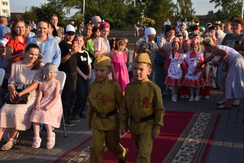 Кукмарада беренче тапкыр игезәкләр парады уздырылды