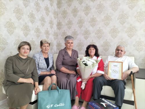 Кукмарада яшәүче Венера һәм Ринат Кәримуллиннар алтын туйларын билгеләп үтте