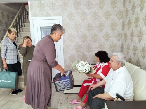 Кукмарада яшәүче Венера һәм Ринат Кәримуллиннар алтын туйларын билгеләп үтте