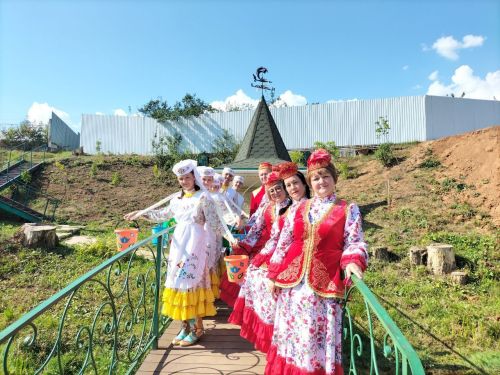 Кукмараның Туеш бистәсендә “Чишмә” бәйрәме үткәрелде