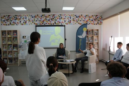 Район үзәк балалар китапханәсендә «Китаплы җәй» дип аталган әдәби фестивале узды
