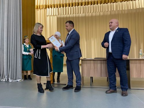 Байлангар җирлегендә хисап җыелышы үтте