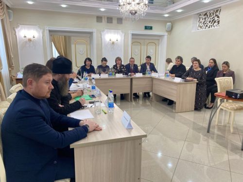 2023 елда Кукмара районында  262 пар никахларын теркәгән, 102 пар аерылышкан