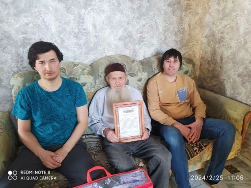 Зур Кукмара авылында яшәүче Гаязов Миннерашит Гаяз улына 90 яшь тулды