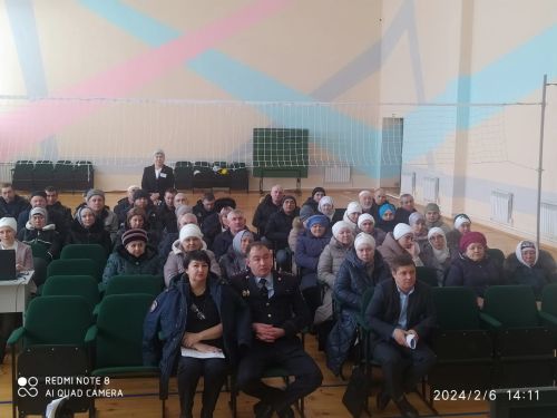 Туембаш авыл жирлегендэ узган елгы эш нәтиҗәләренә багышланган хисап җыелышы үтте