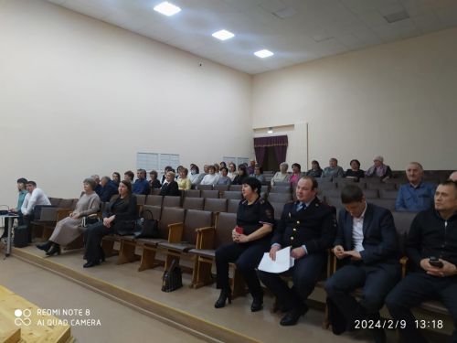 Пычак авыл җирлегендә хисап җыелышы үтте