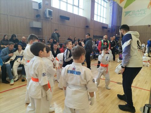 Кукмараның Барс-Арена спорт комплексында киокушинкай каратэ буенча республика турниры узды