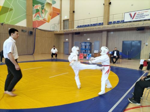 Кукмараның Барс-Арена спорт комплексында киокушинкай каратэ буенча республика турниры узды