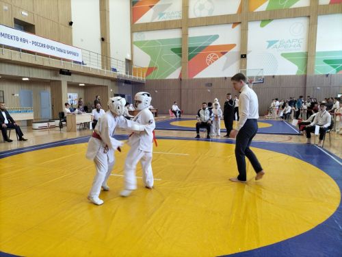 Кукмараның Барс-Арена спорт комплексында киокушинкай каратэ буенча республика турниры узды