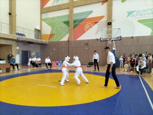 Кукмараның Барс-Арена спорт комплексында киокушинкай каратэ буенча республика турниры узды