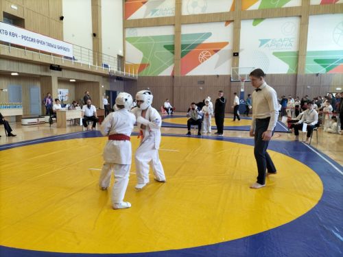 Кукмараның Барс-Арена спорт комплексында киокушинкай каратэ буенча республика турниры узды