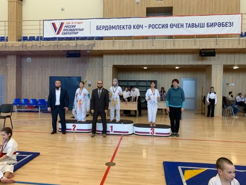Кукмараның Барс-Арена спорт комплексында киокушинкай каратэ буенча республика турниры узды