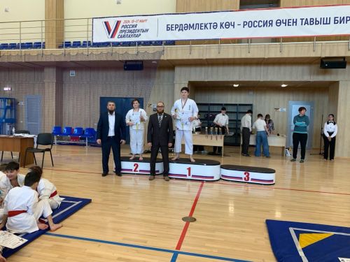 Кукмараның Барс-Арена спорт комплексында киокушинкай каратэ буенча республика турниры узды