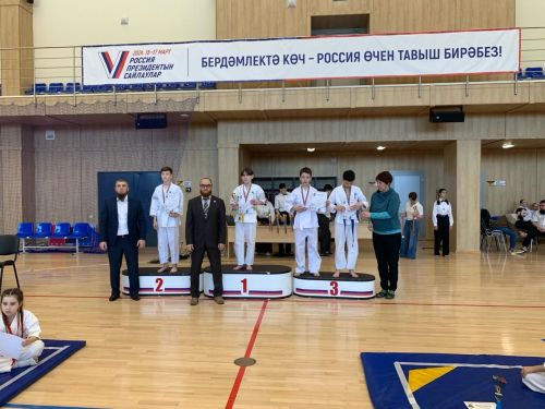Кукмараның Барс-Арена спорт комплексында киокушинкай каратэ буенча республика турниры узды