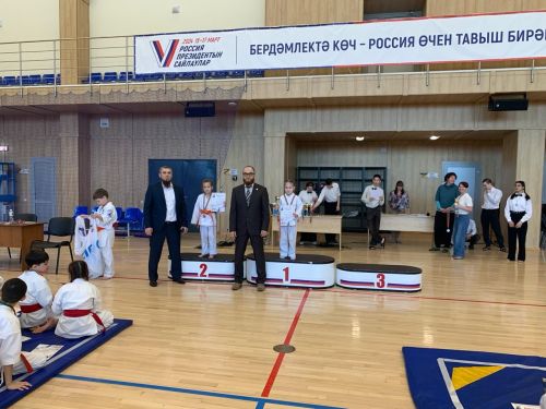 Кукмараның Барс-Арена спорт комплексында киокушинкай каратэ буенча республика турниры узды