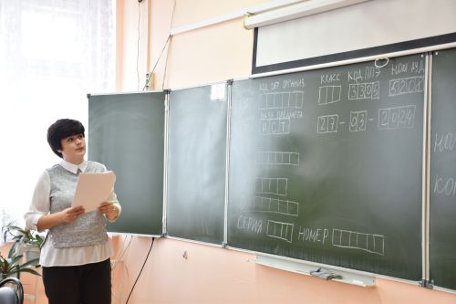 Кукмарада әти-әниләр БДИ тапшырды