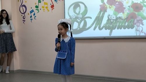 «Алдынгылар хәрәкәте» активистлары физик мөмкинлекләре чикләнгән балалар өчен бәйрәм концерты оештырды