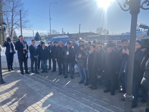 Бөтендөнья татар конгрессы XII Бөтенроссия татар авыллары эшмәкәрләре җыены кысаларында Ядегәр җирлегенә бер төркем кунаклар  килде