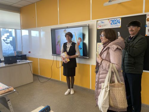 Бөтендөнья татар конгрессы XII Бөтенроссия татар авыллары эшмәкәрләре җыены кысаларында Ядегәр җирлегенә бер төркем кунаклар  килде