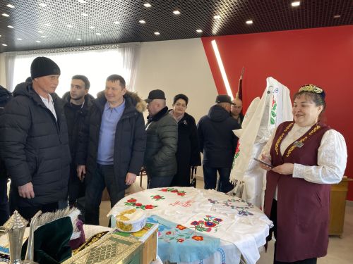 Бөтендөнья татар конгрессы XII Бөтенроссия татар авыллары эшмәкәрләре җыены кысаларында Ядегәр җирлегенә бер төркем кунаклар  килде