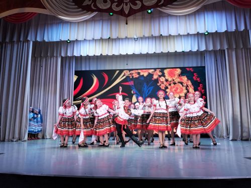 Кукмара балалар иҗат үзәгенең отчет концерты булды (фоторепортаж)
