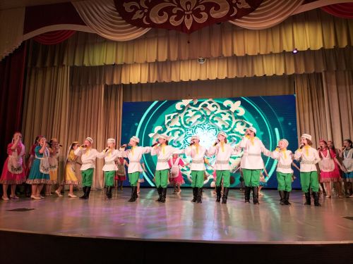 Кукмара балалар иҗат үзәгенең отчет концерты булды (фоторепортаж)