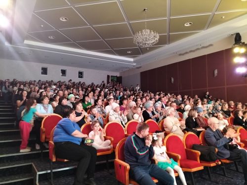 Кукмара балалар иҗат үзәгенең отчет концерты булды (фоторепортаж)
