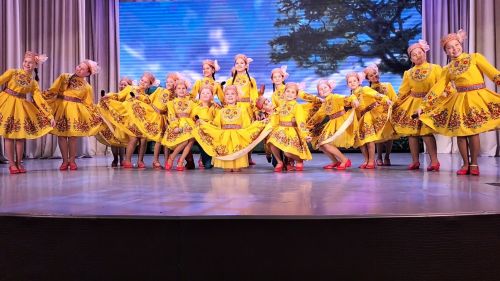 Кукмара балалар иҗат үзәгенең отчет концерты булды (фоторепортаж)
