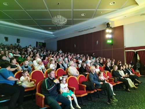 Кукмара балалар иҗат үзәгенең отчет концерты булды (фоторепортаж)